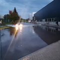 ВИДЕО: Затопило так затопило! После сильного ливня автомобили плывут по улицам города