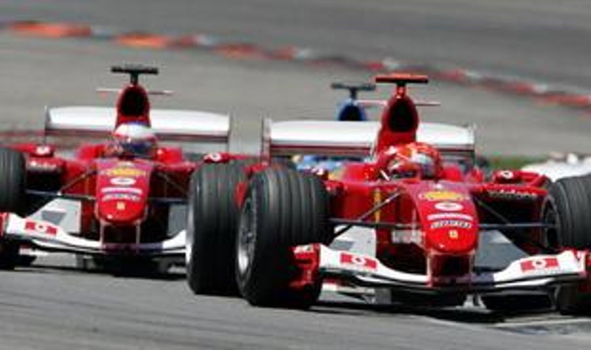 Michael Schumacher ja Rubens Barrichello USA GP-l