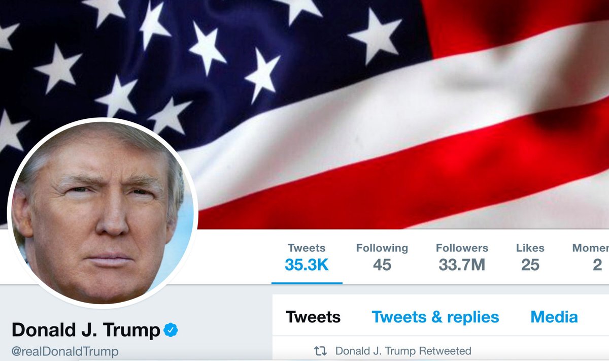 Donald Trumpi Twitteri konto päis. 