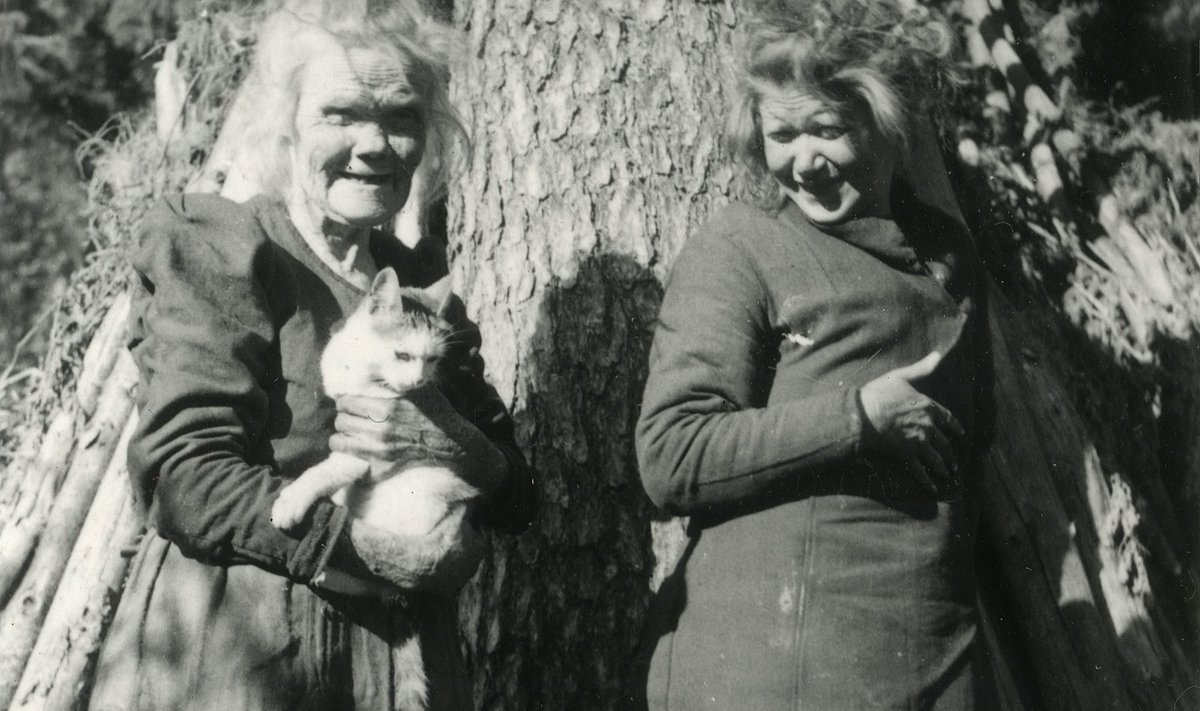 Elu koopas veetnud ema ja tütar Liisa ja Elviine Krüüger.