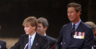 Prints William 1995. aastal oma isa Charlesiga.