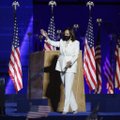 FOTOD | USA esimese naissoost asepresidendi Kamala Harrise valge pükskostüüm muutis märkimisväärselt selle ajaloolist tähendust