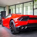FOTOD: Korraliku kesklinna korteri hinna eest saab Eestis ka tagaveolise Lamborghini