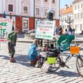 ФОТО и ВИДЕО: В Тарту протестовали против строительства завода по рафинированию древесины