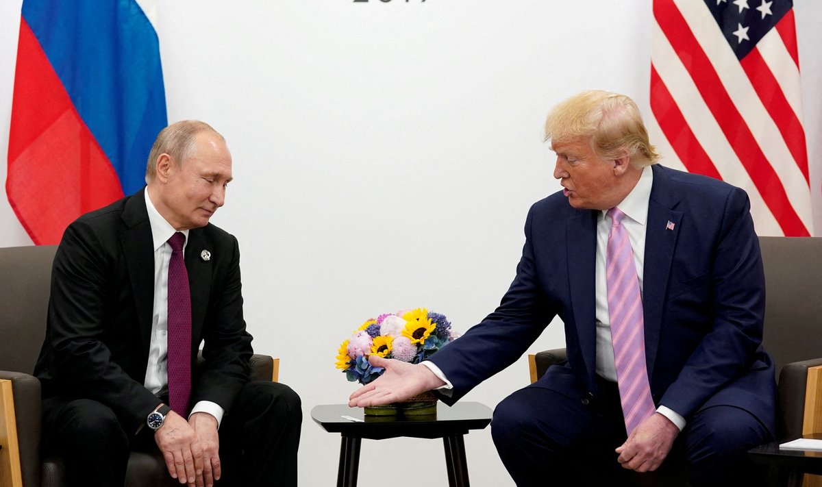 Владимир Путин и Дональд Трамп, 2019г.