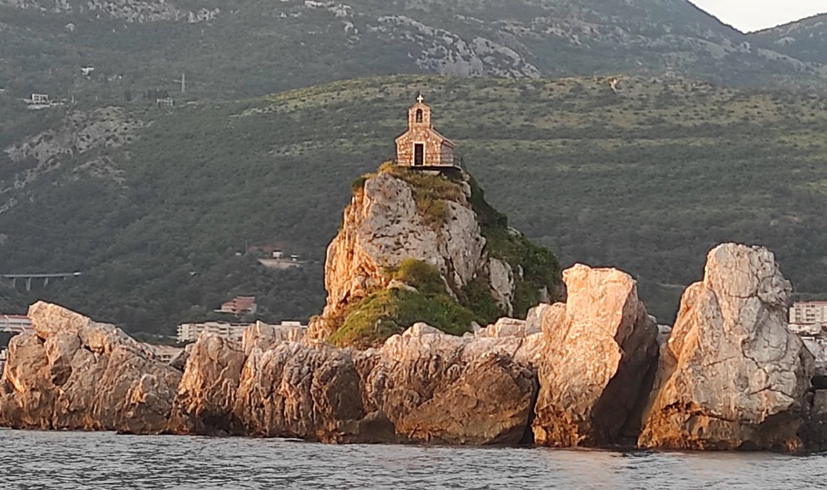 Kaljud ja mäed on Montenegrole nime andnud.