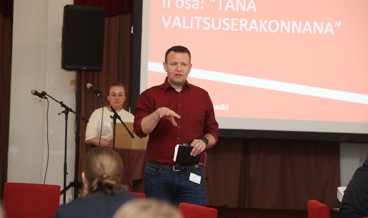 SDE juht Lauri Läänemets pole nõus opositsiooni kriitikaga, et valitsus kasutab oluliste küsimuste otsustamisel asjatult teerullitaktikat.