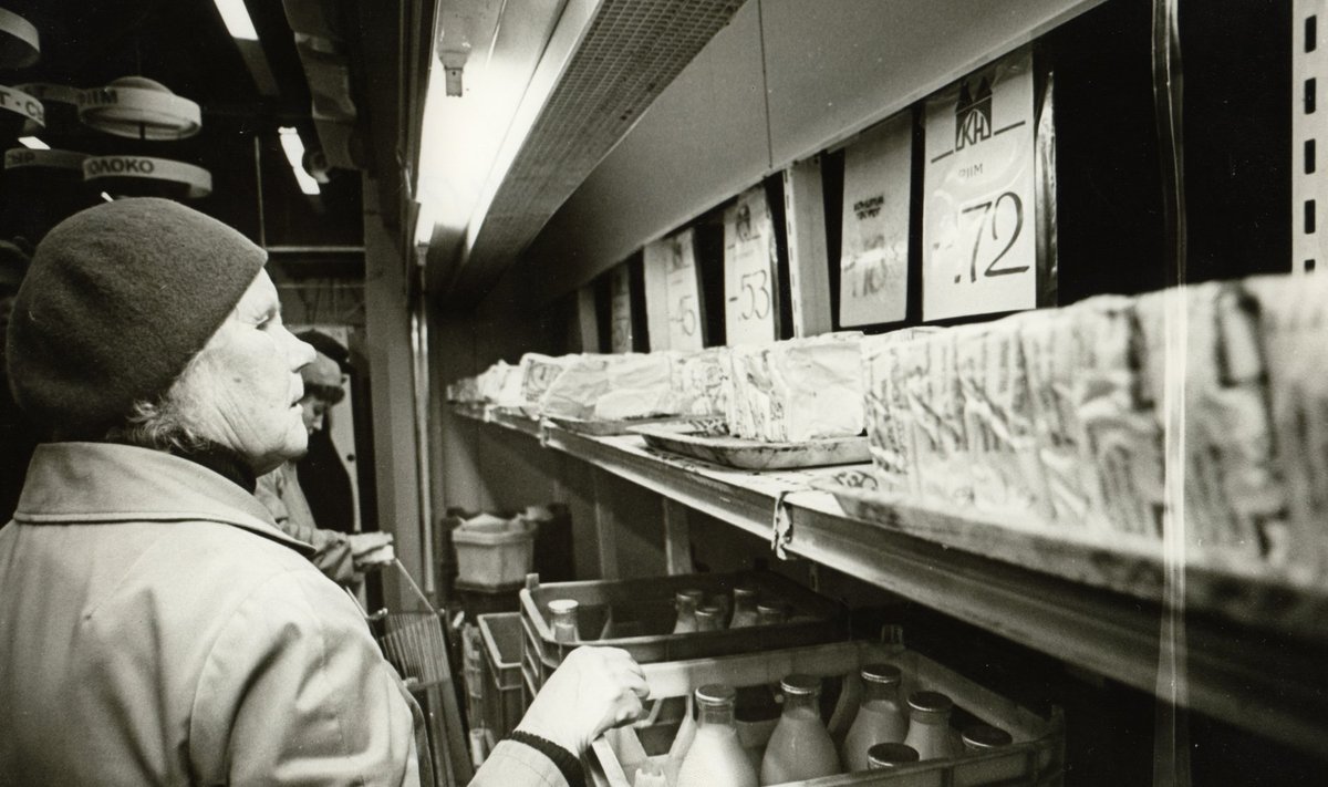 15. okt. 1990. talinna toidukauplustes, foto arhii