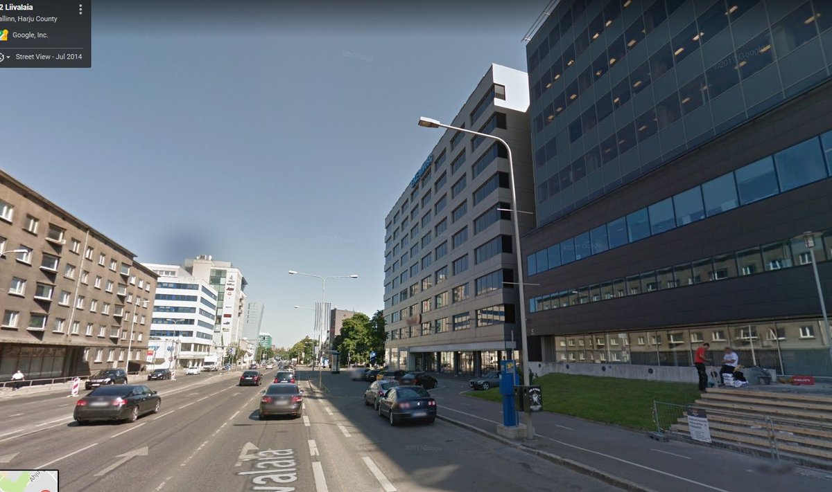 Tallinn, Liivalaia 12 juures (Google Street View ekraanitõmmis)