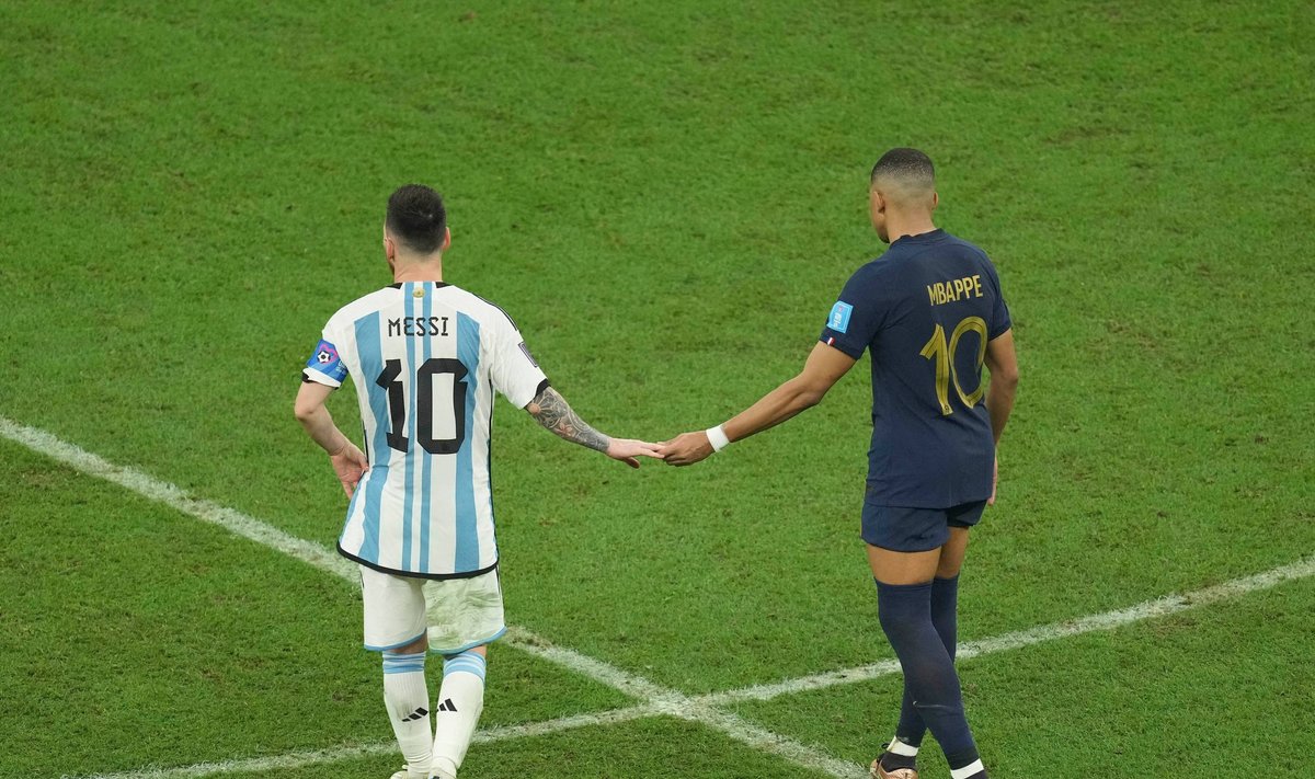 Lionel Messi ja Kylian Mbappe.
