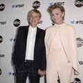 FOTOD: Armas! Ellen DeGeneres ja Portia de Rossi tähistavad oma suhte 10. aastapäeva meigivabade selfidega