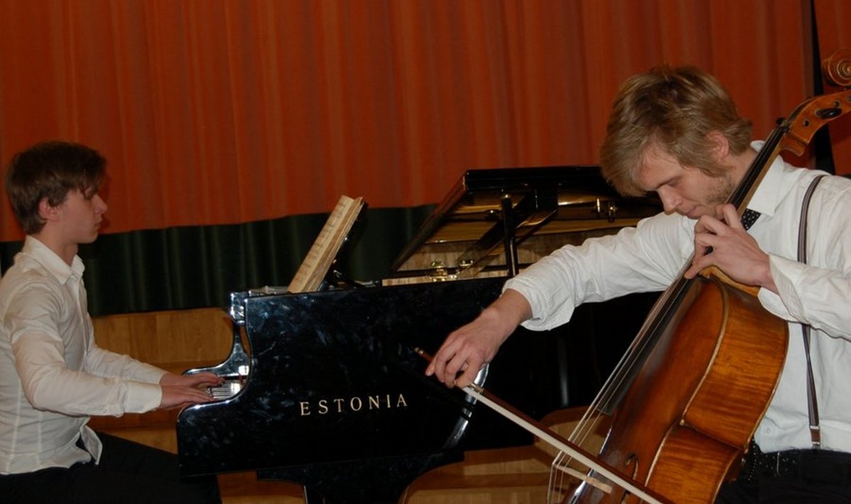 Theodor Sink (paremal) ja Holger Marjamaa olid muusika enda jaoks täpselt läbitunnetanud. Foto: Sieje Piirsoo