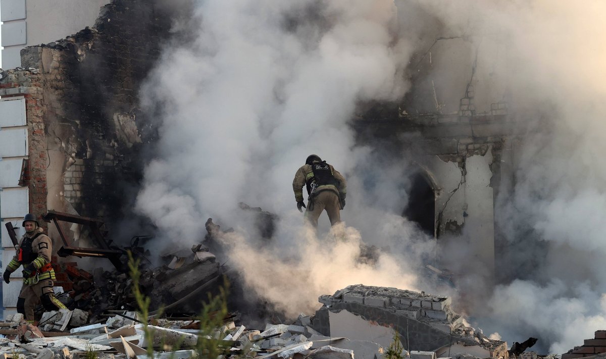 В ночь на 10 мая российская армия ударила по Харькову ракетой С-300, пострадали 26 домов