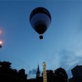 ФОТО И ВИДЕО: На площади Свободы запустили воздушный шар ЭР100