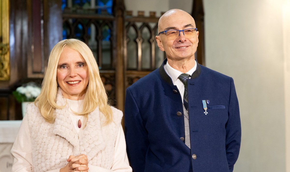 ABIELU REGISTREERITUD Jaan ja Maris Tammsalu kutsusid Tallinna Jaani kirikusse vaid oma kõige lähedasemad inimesed.  