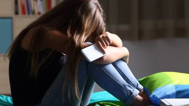 Uuring: iga neljas Eesti laps on internetis kogenud ohtu enda privaatsusele ning avaldanud enda kohta isiklikku infot