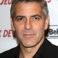 AUSTUSAVALDUS: geist fänn strippas Clooney'le