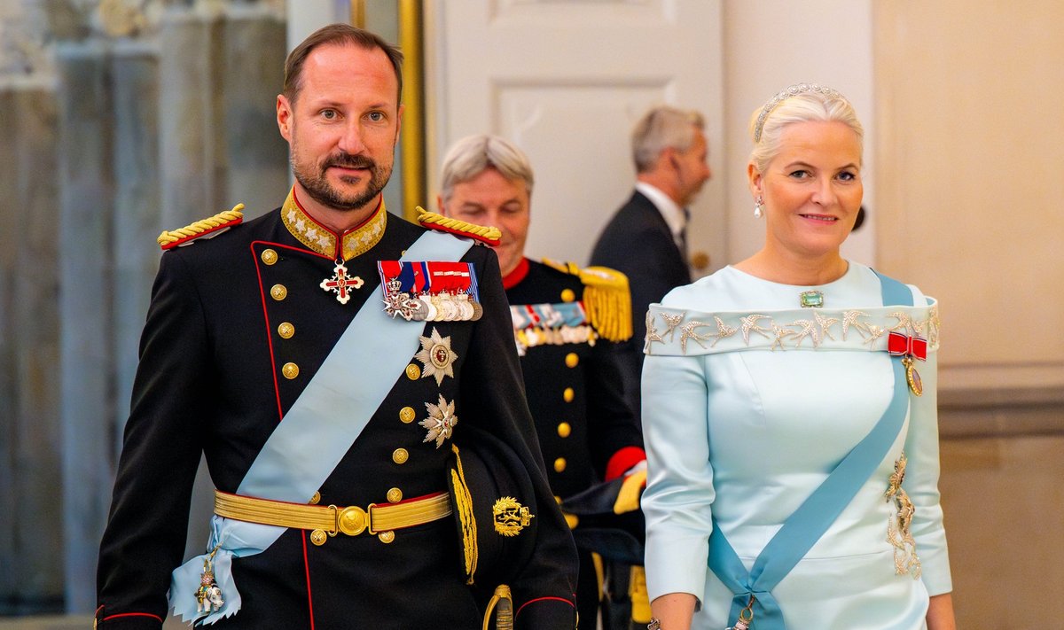 Kroonprints Haakon ja kroonprintsess Mette-Marit.