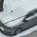 Брошенные автомобили в Нарве законно сложно убрать с улиц 