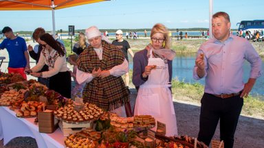 FOTOD | Head maitsed ühendavad! Ruhnu maitsete aasta sai avapaugu piknikuga Väinatammil 