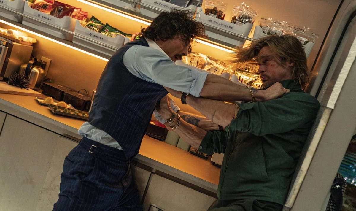 KAKS KANGET: Palgamõrvar Lepatriinut (Brad Pitt, paremal) raputab raevukas kolleeg Mandariin (Aaron Taylor-Johnson).