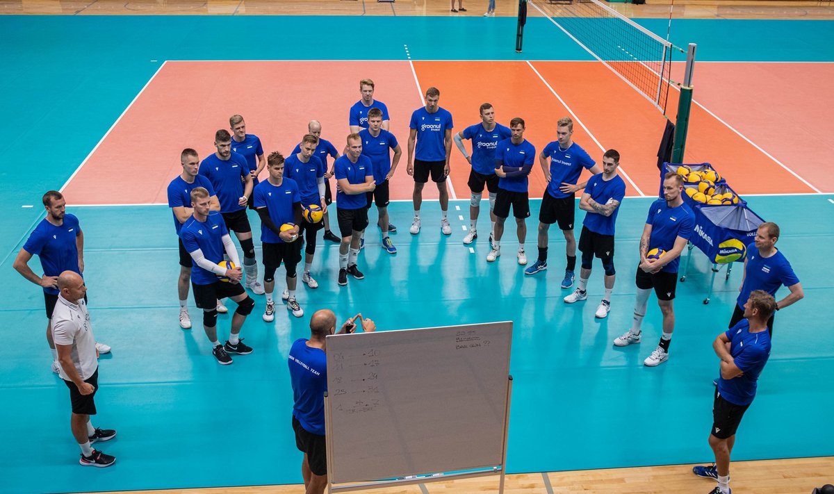 EM-valikmängudeks valmistuv Eesti koondis.