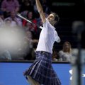 VIDEO | Roger Federer mängis Andy Murray vastu seelikus