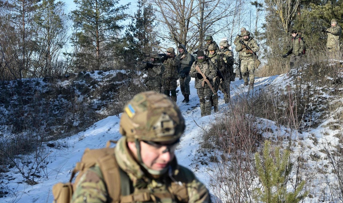 Ukraina kaitsejõud õppusel Kiievi lähedal detsembri lõpus.