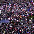 В Праге тысячи человек протестовали против правительства. Они требовали прекратить оказание военной помощи Украине