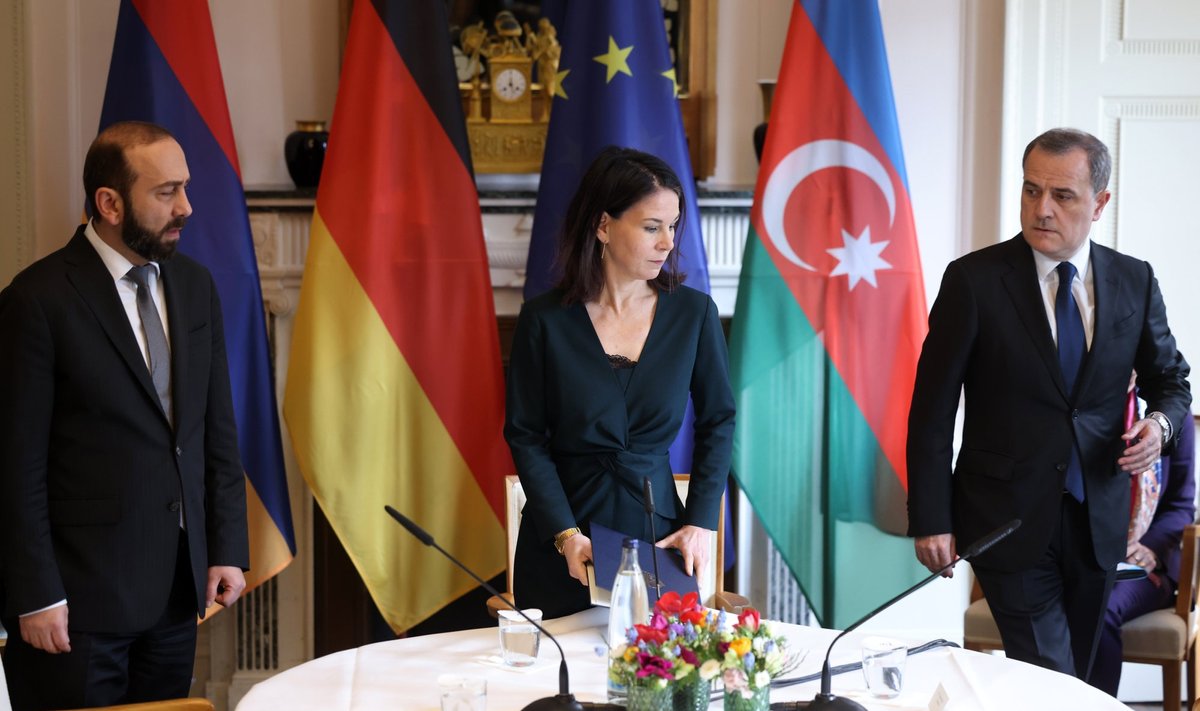 Переговоры Анналены Бербок, Арарата Мирзояна и Джейхуна Байрамова в Берлине