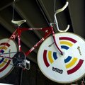 FOTOD: Põhuteatri seeliku all näeb noore soomlase retroägedaid custom -jalgrattaid!