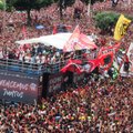 FOTOD ja VIDEO | Brasiilias tähistati suurt jalgpallitiitlit ikka rajult, märulipolitsei sai kõvasti tööd