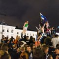 VIDEO JA FOTOD | Pidu algas! Öises Helsingi kesklinnas tähistas Soome hokikulda 10 000 inimest