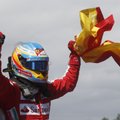 FOTOD/VIDEO: Alonso võitis koduse Hispaania GP Räikköneni ees