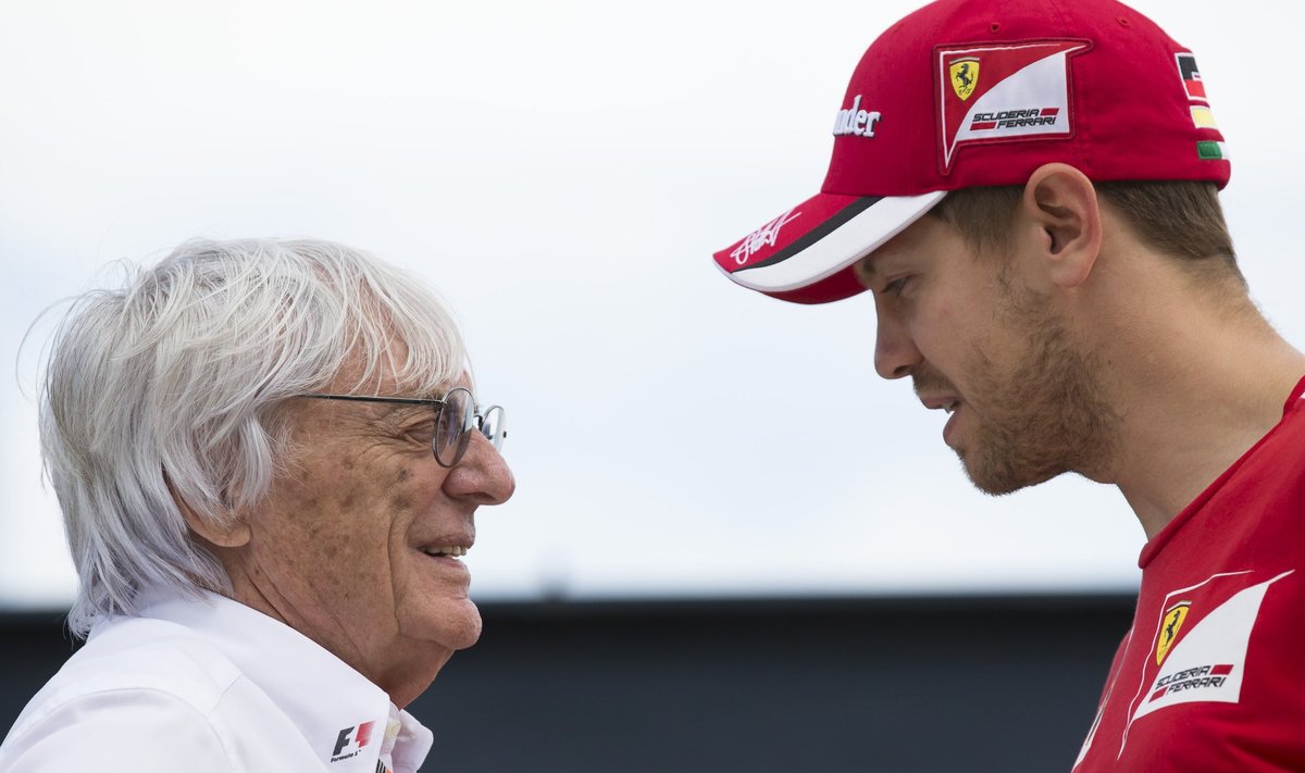 Bernie Ecclestone ja Sebastian Vettel.