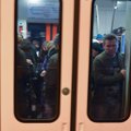 FOTOD ja VIDEO: Elroni hommikuses rongis seisavad inimesed Raplast saadik püsti