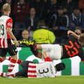 Kena žest: PSV fännid saatsid raskelt vigastada saanud Manchester Unitedi kaitsjale lilli