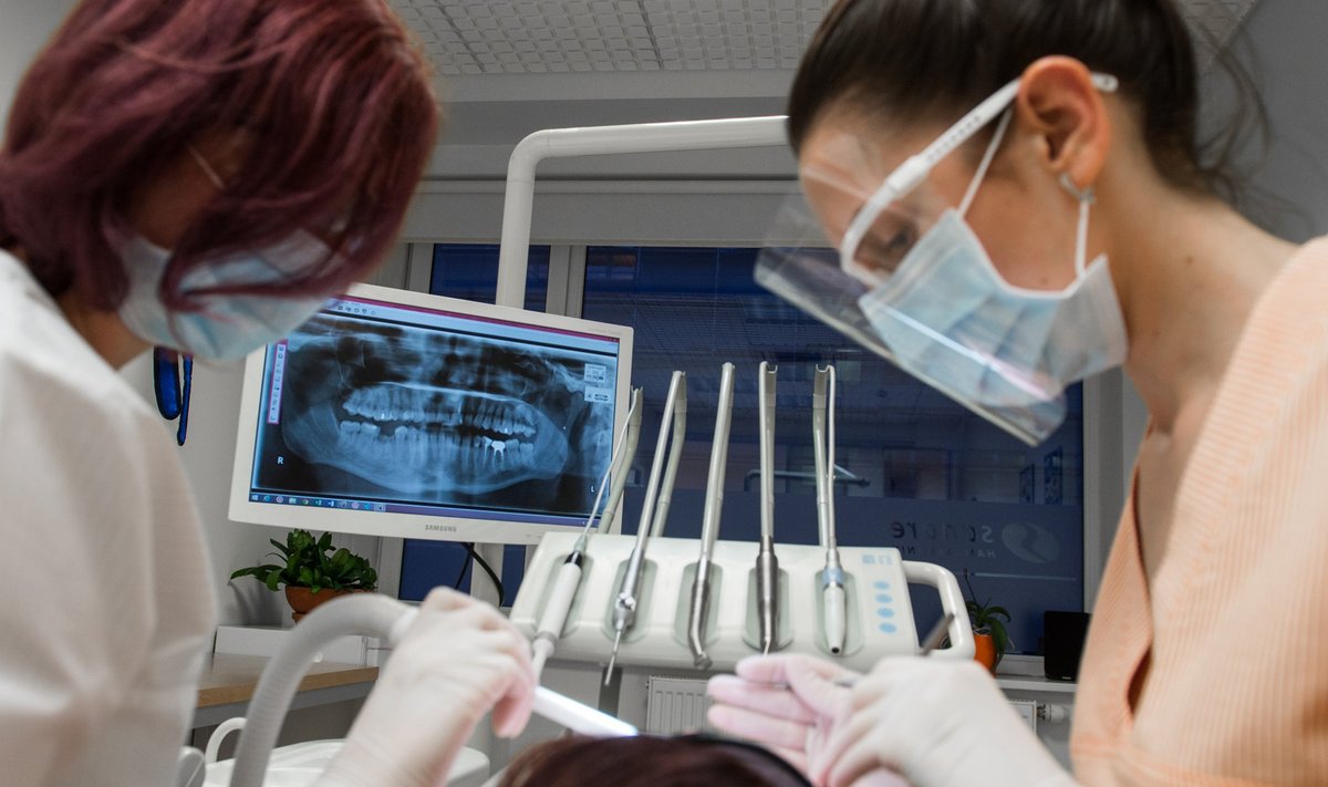 Hambaarstid ja patsient