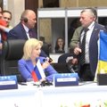 ВИДЕО | Вырвал флаг Украины. На саммите в Анкаре между представителями российской и украинской делегаций произошла потасовка