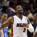 NBA TOP: Wade tabab koos sireeniga oma väljakupoolelt!