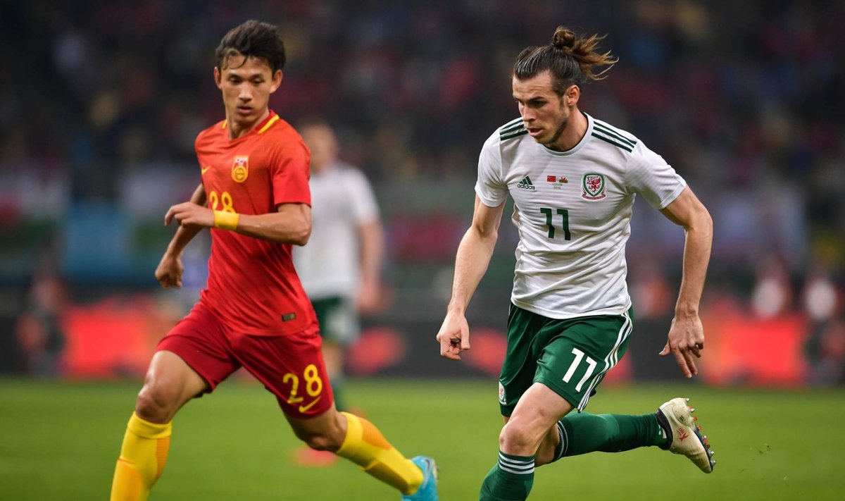 Wang Shenchao ja Gareth Bale