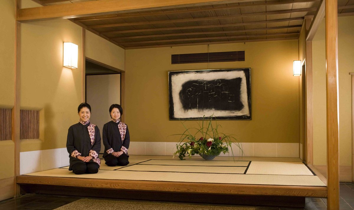 Erinevalt traditsioonilisest Jaapani hotelli magamistoast (fotol) on nututuba pehme ja üdini naiselik.