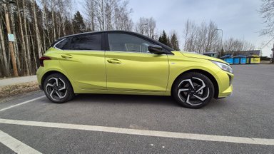 Uus auto Eestis: Hyundai i20 on odav auto koos kõigi asjakohaste tugevuste ja puudustega
