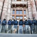 Соглашение по Карабаху: в Ереване протестующие требуют отставки Пашиняна