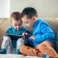 4 идеи, чем занять ребенка во время болезни