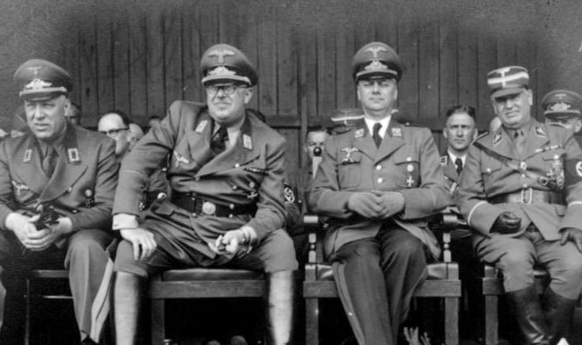 Ostlandi riigikomissarid: vasakult Otto-Heinrich Drechsler, Hinrich Lohse, Alfred Rosenberg ja Eberhard von Medem 1942. aastal. (Foto: Wikimedia Commons)