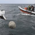 Активистам ”Гринпис” запретили топить гранитные глыбы в Балтийском море