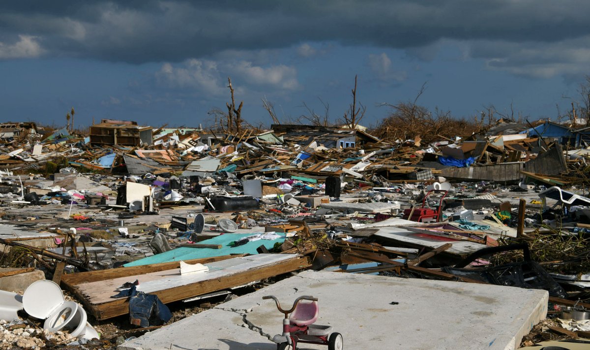 Orkaan Doriani hävitustöö Bahamal