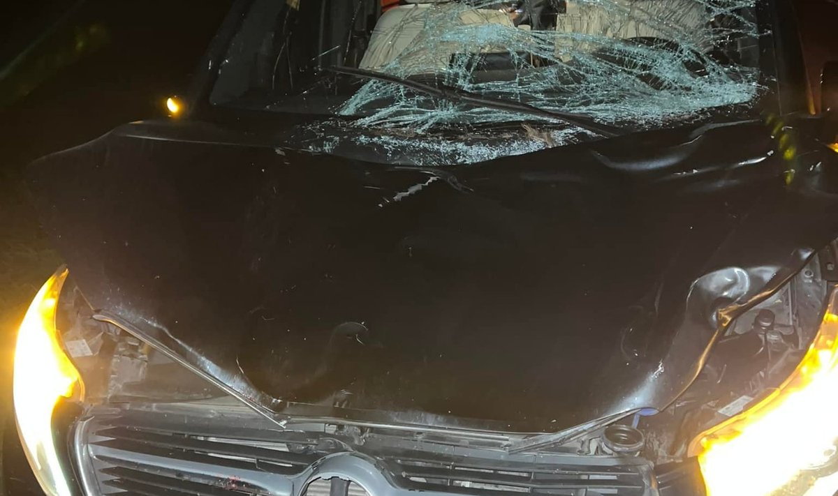 Õnnetusse sattunud Mercedes