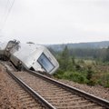 Крушение поезда из-за сильного дождя: 120 человек эвакуированы и трое доставлены в больницу в Швеции